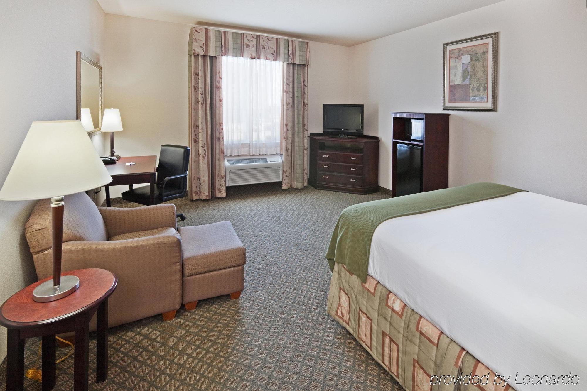 Holiday Inn Express Hotel And Suites Corsicana I-45 By Ihg Kamer foto